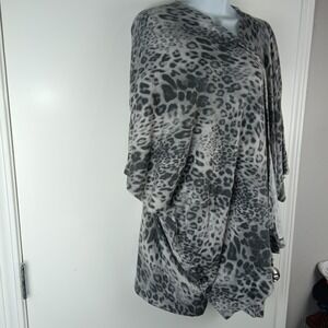 Susan Graver Weekend Cardigan Womens 1X Gray Black Leopard Print Button Wrap
